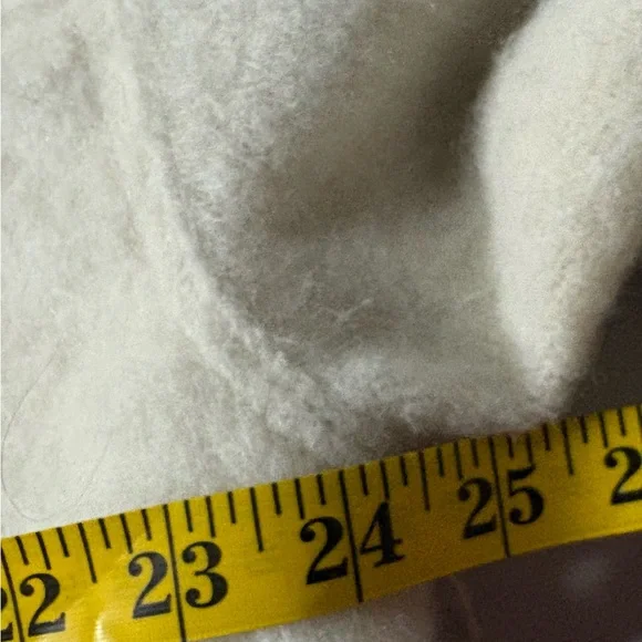 Universal Thread Cream Button-Front Shacket with Patch Pockets - Picture 4 of 5